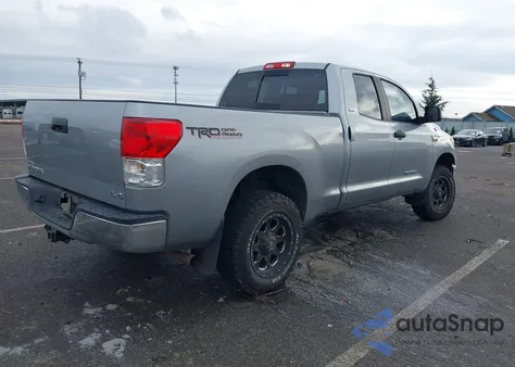2010 Toyota Tundra Grade 5.7L V8 z USA, uszkodzony, nr VIN 5TFUY5F1XAX157325